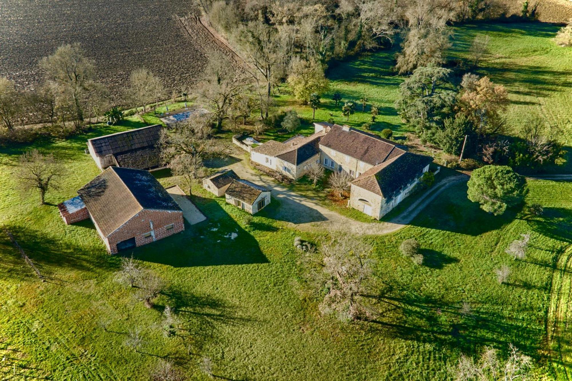 Valence-sur-Baïse Chambres D'Hotes De Charme Avec Piscine - Le Clos Boissiere المظهر الخارجي الصورة